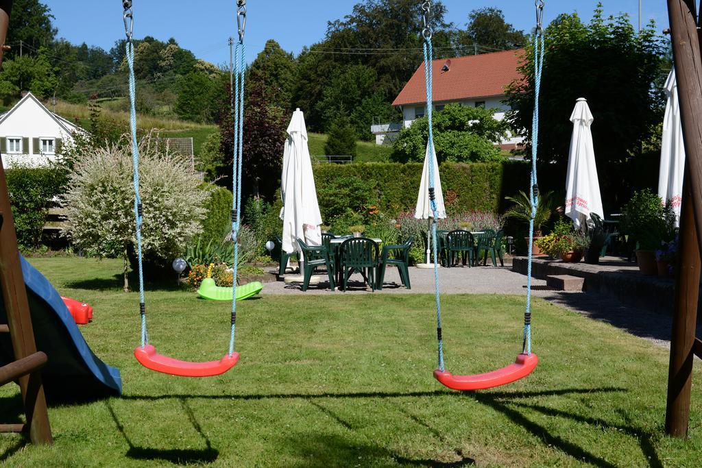 Gasthaus Finken Oppenau Kültér fotó
